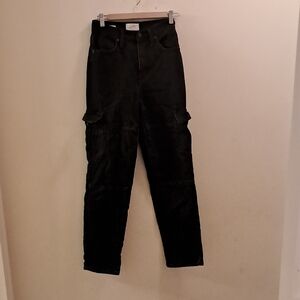 Universal Thread Jeans Women's 2R Black Faded Cargo High Rise 90s Straight